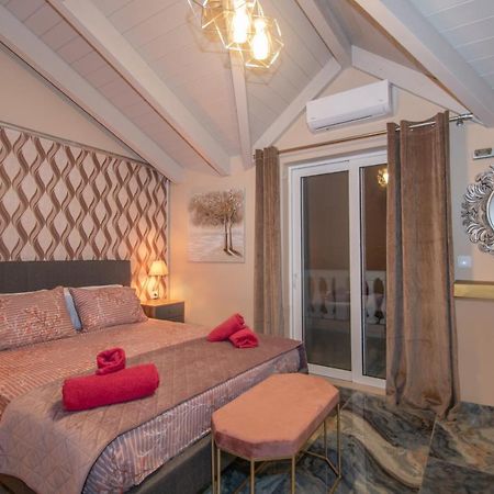 Casa Di Voz Shared Villa Studios By "Elite" Gaitani Exteriör bild