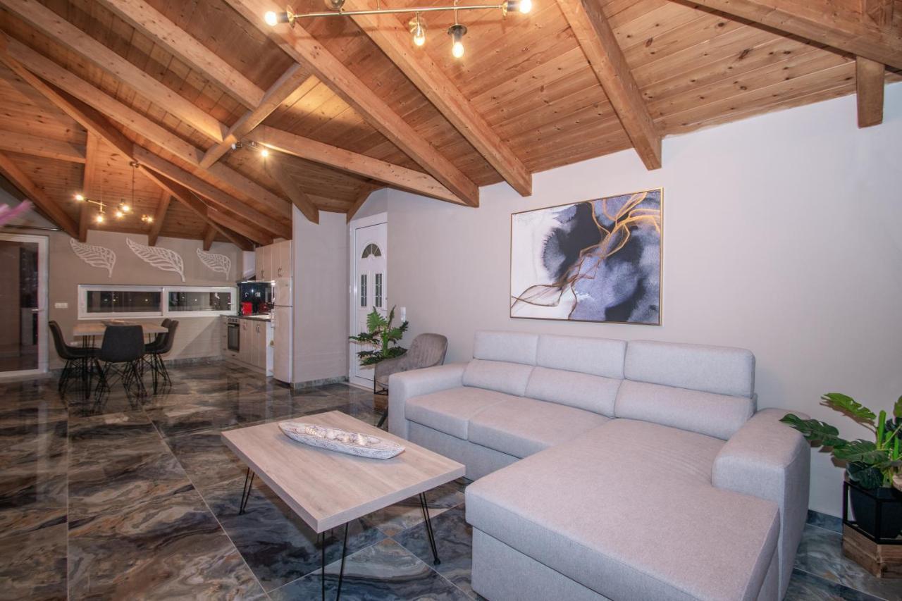 Casa Di Voz Shared Villa Studios By "Elite" Gaitani Exteriör bild
