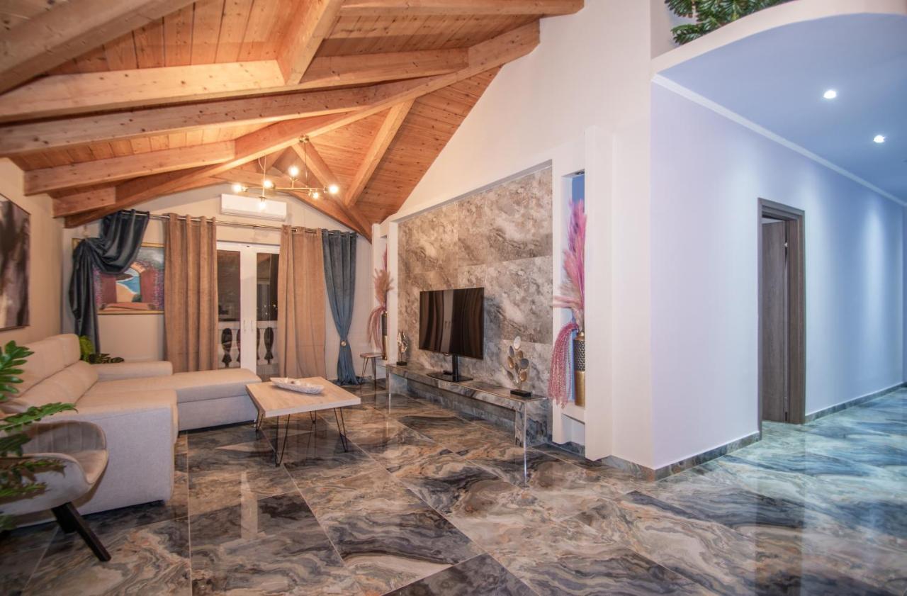 Casa Di Voz Shared Villa Studios By "Elite" Gaitani Exteriör bild