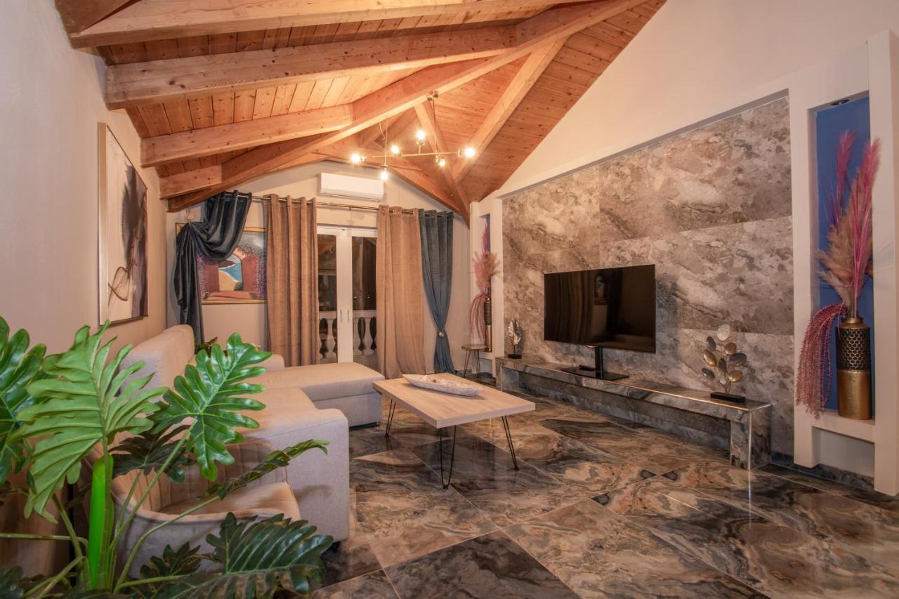 Casa Di Voz Shared Villa Studios With Free Gym Services By "Elite" Gaitani Exteriör bild